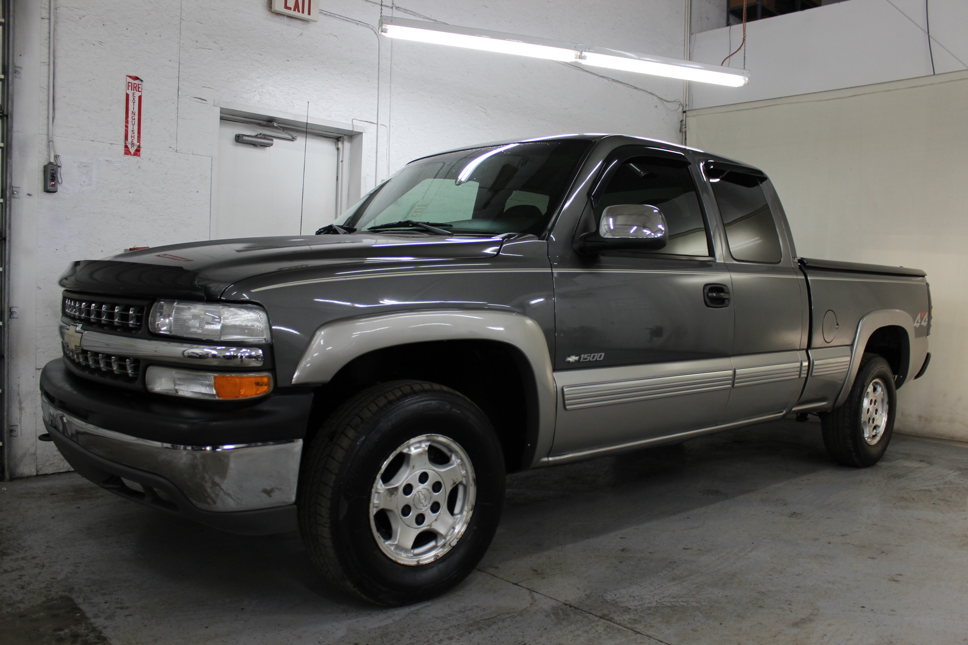 2002 Chevrolet Silverado 1500 LS