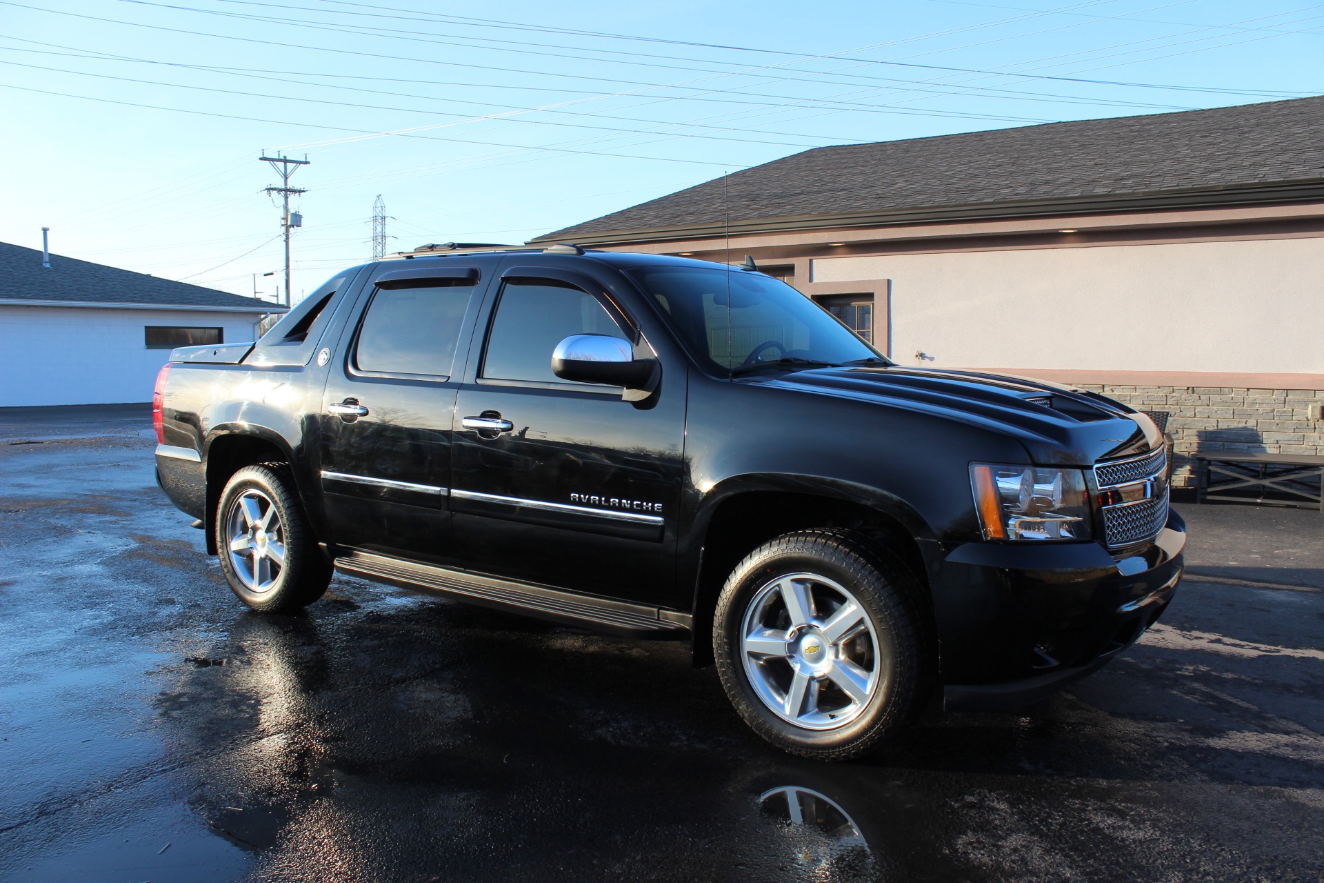 2013 Chevrolet Avalanche LTZ Black Diamond