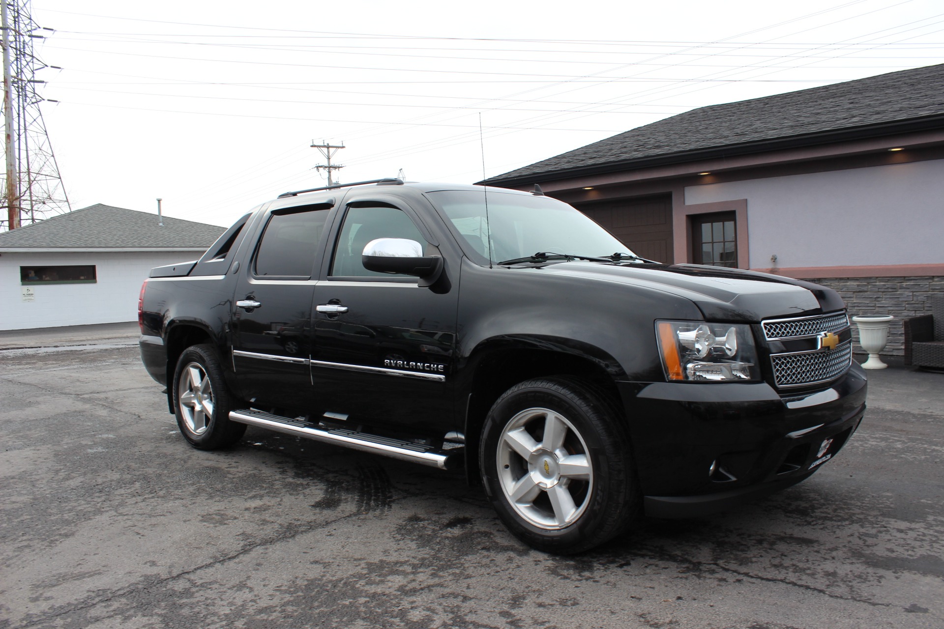 2013 Chevrolet Avalanche LTZ Black Diamond