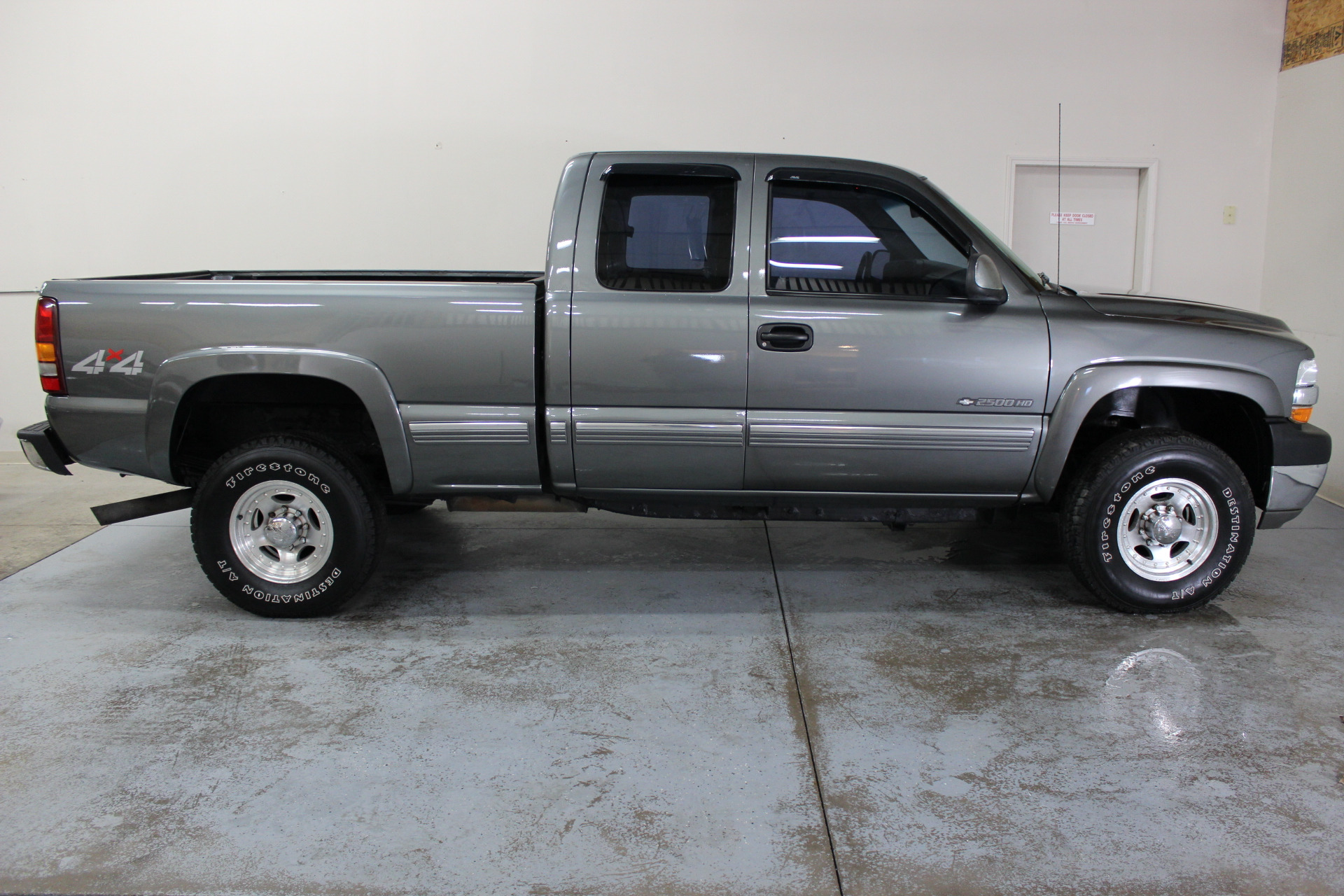 2001 Chevrolet Silverado 2500HD LS