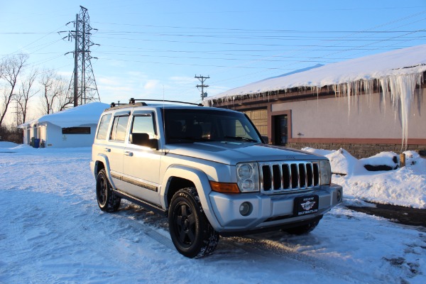 2009 Jeep Commander Sport 4X4's photo