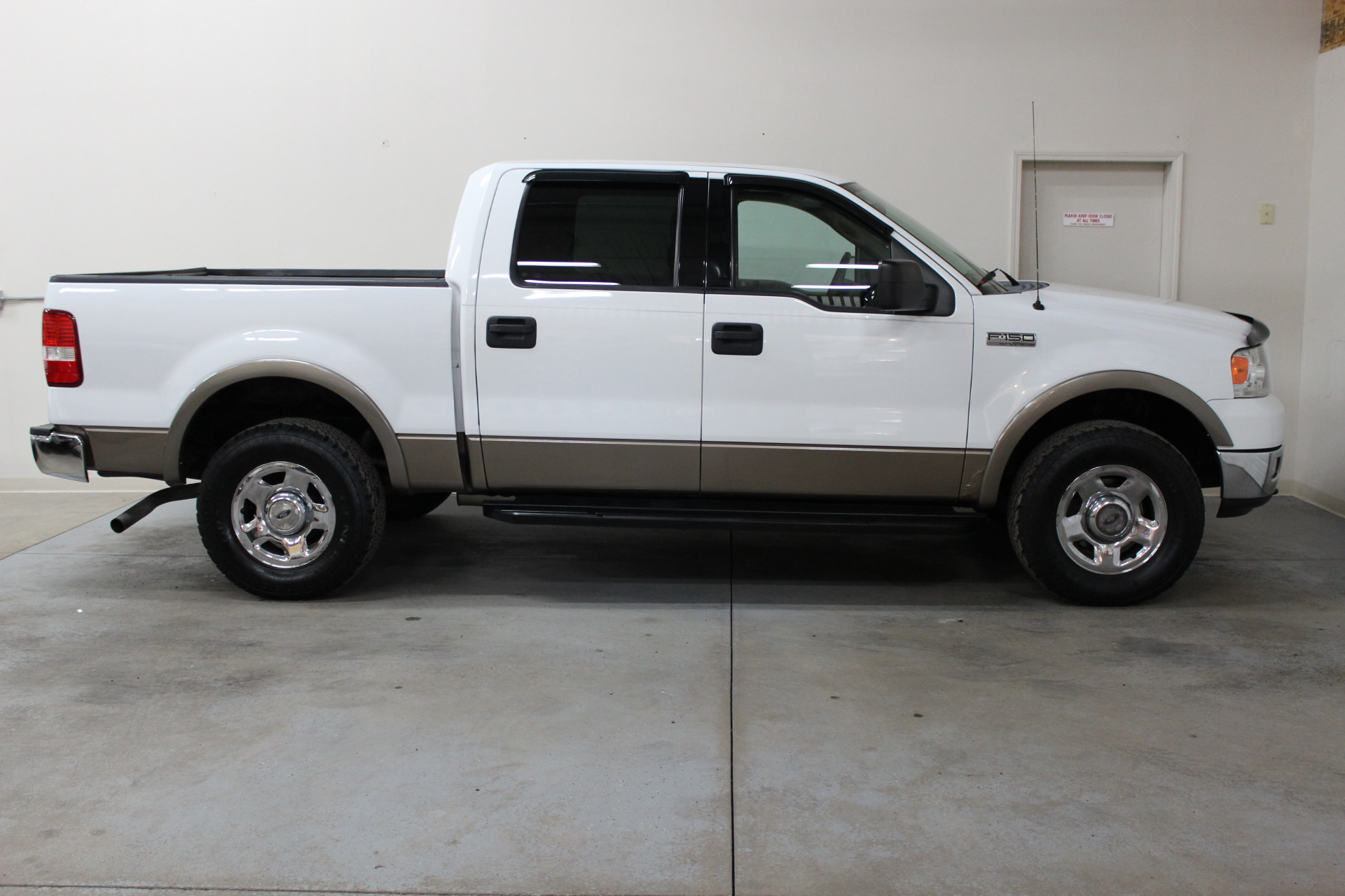 2004 Ford F-150 XLT