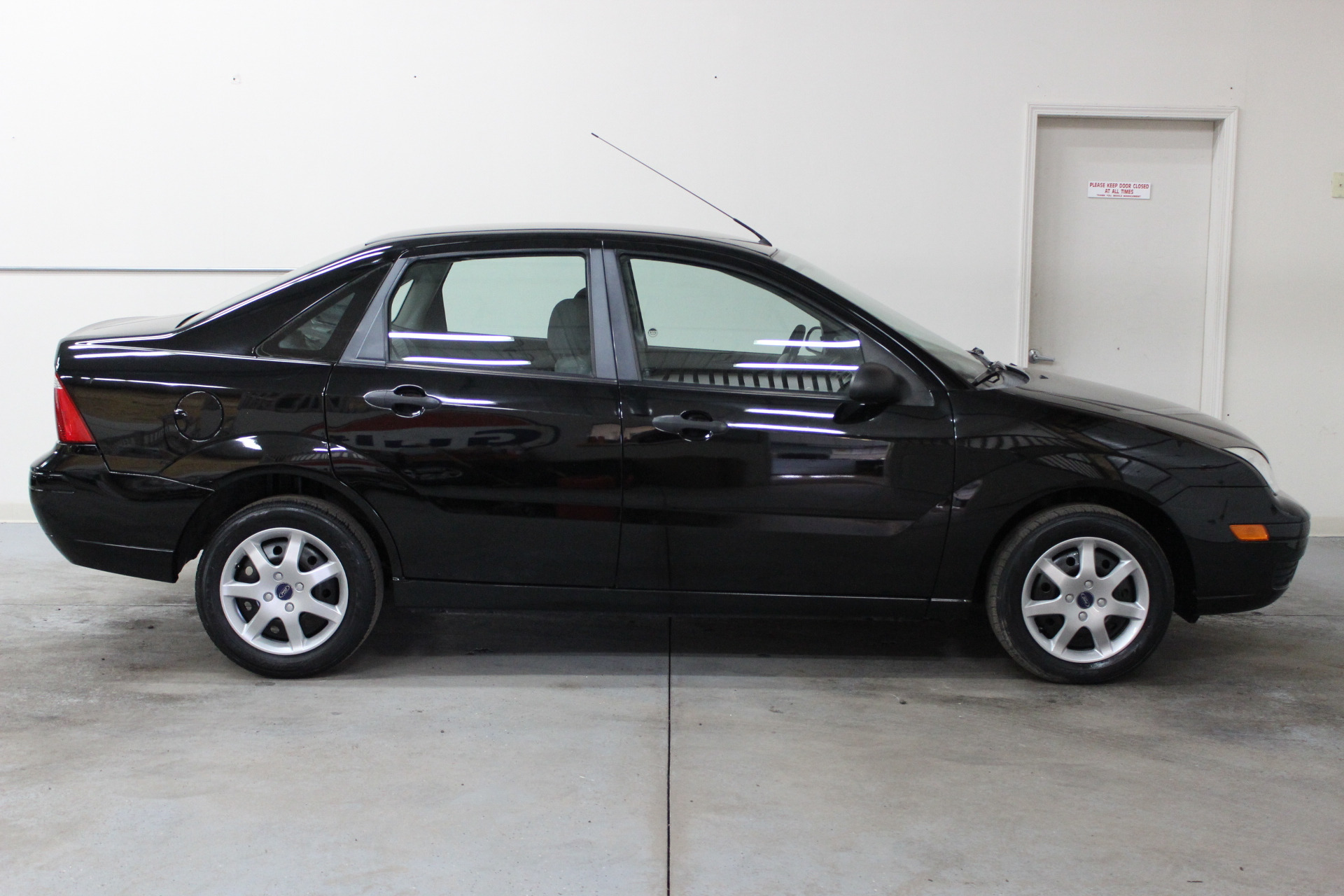 2007 Ford Focus ZX4 SE