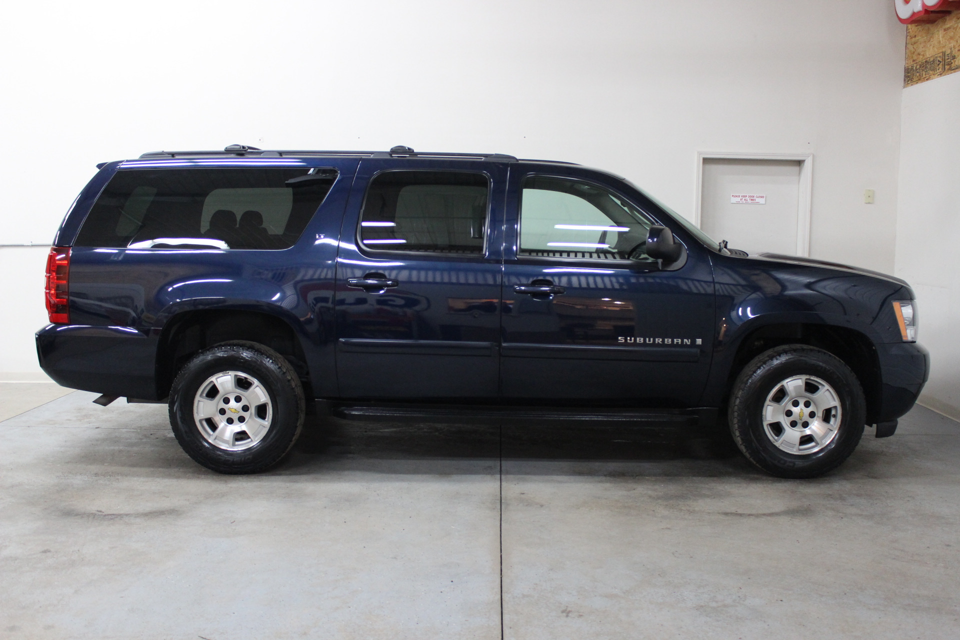 2009 Chevrolet Suburban LT 1500