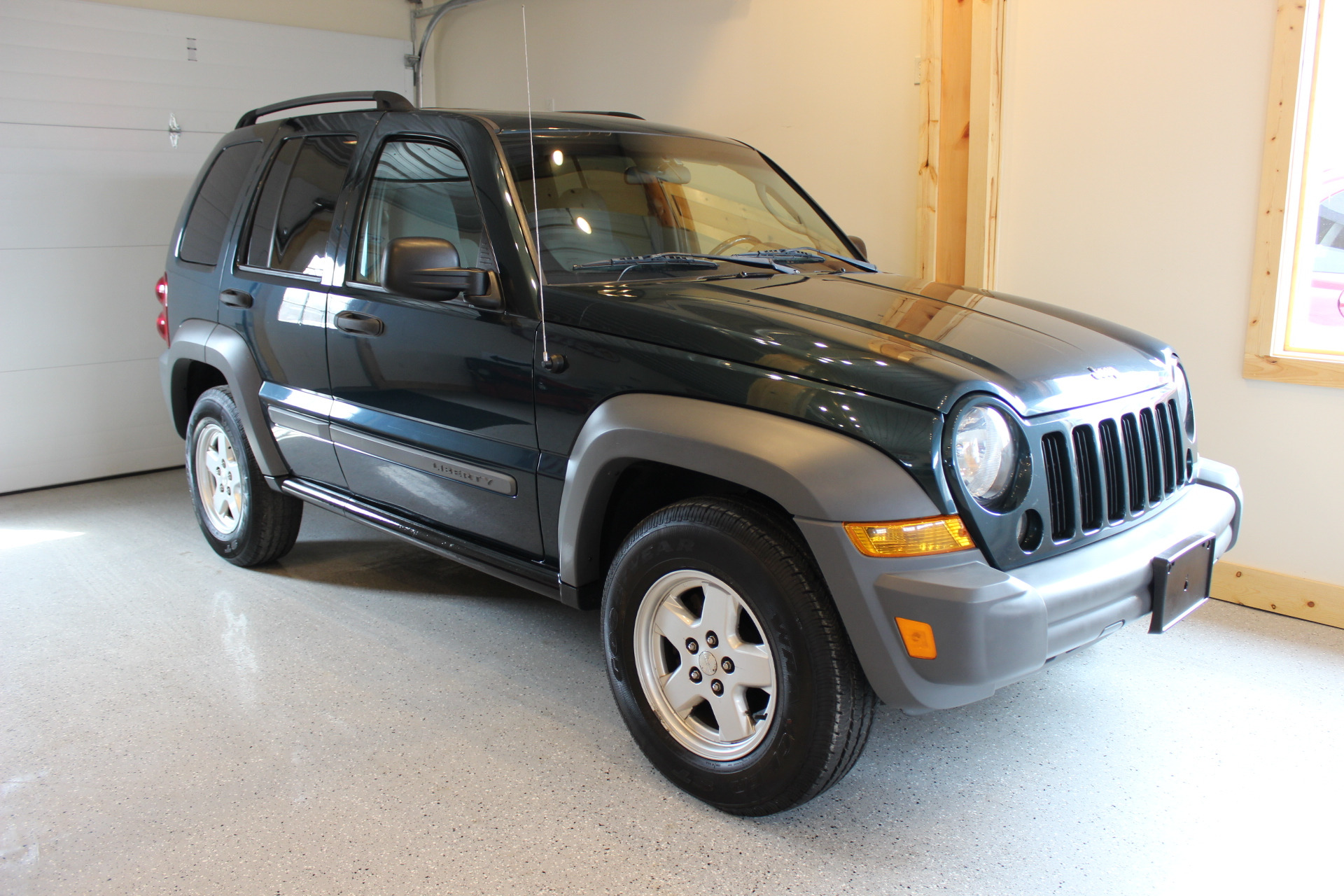 2005 Jeep Liberty Sport