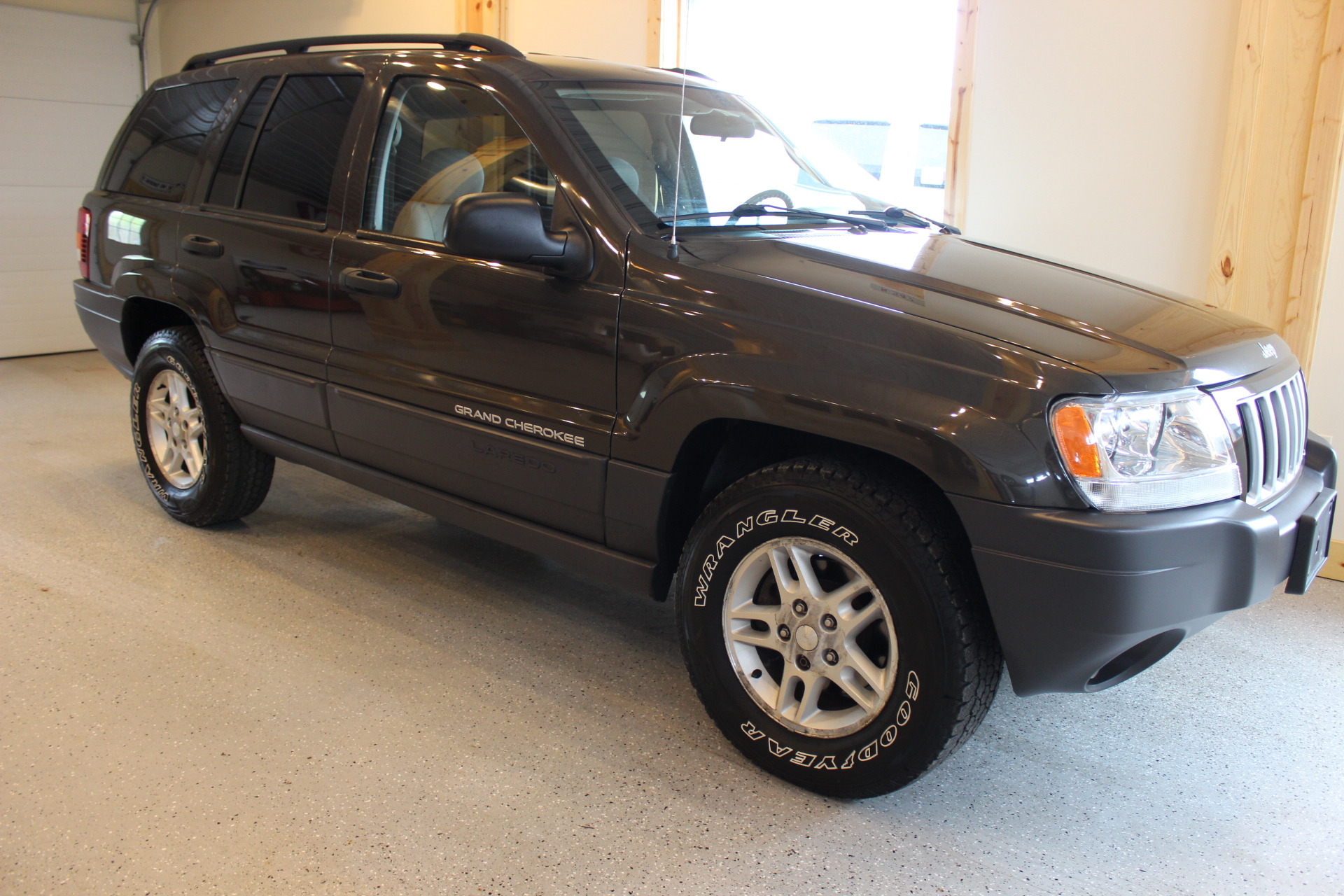 2004 Jeep Grand Cherokee Laredo