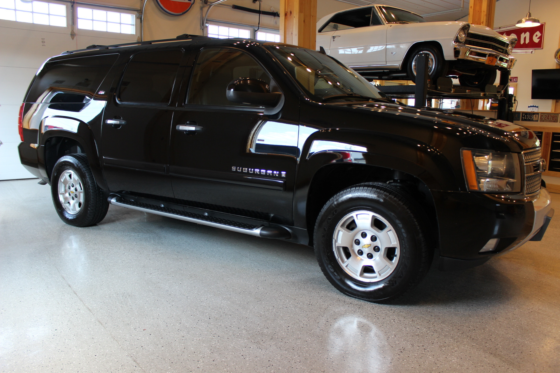 Chevrolet Suburban 2008