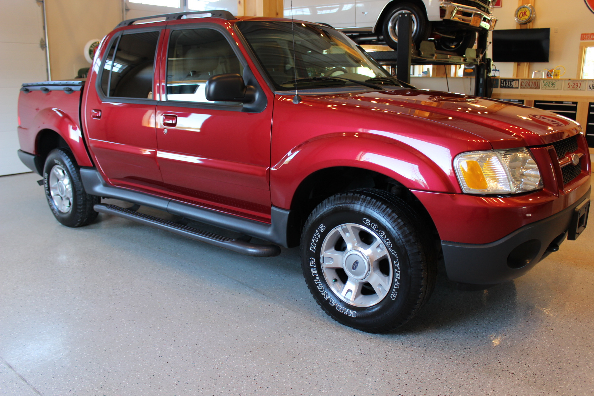 04 Ford Explorer Sport Trac Xlt Biscayne Auto Sales Pre Owned Dealership Ontario Ny 04 Ford Explorer Sport Trac Xlt Biscayne Auto Sales Pre Owned Dealership Ontario Ny