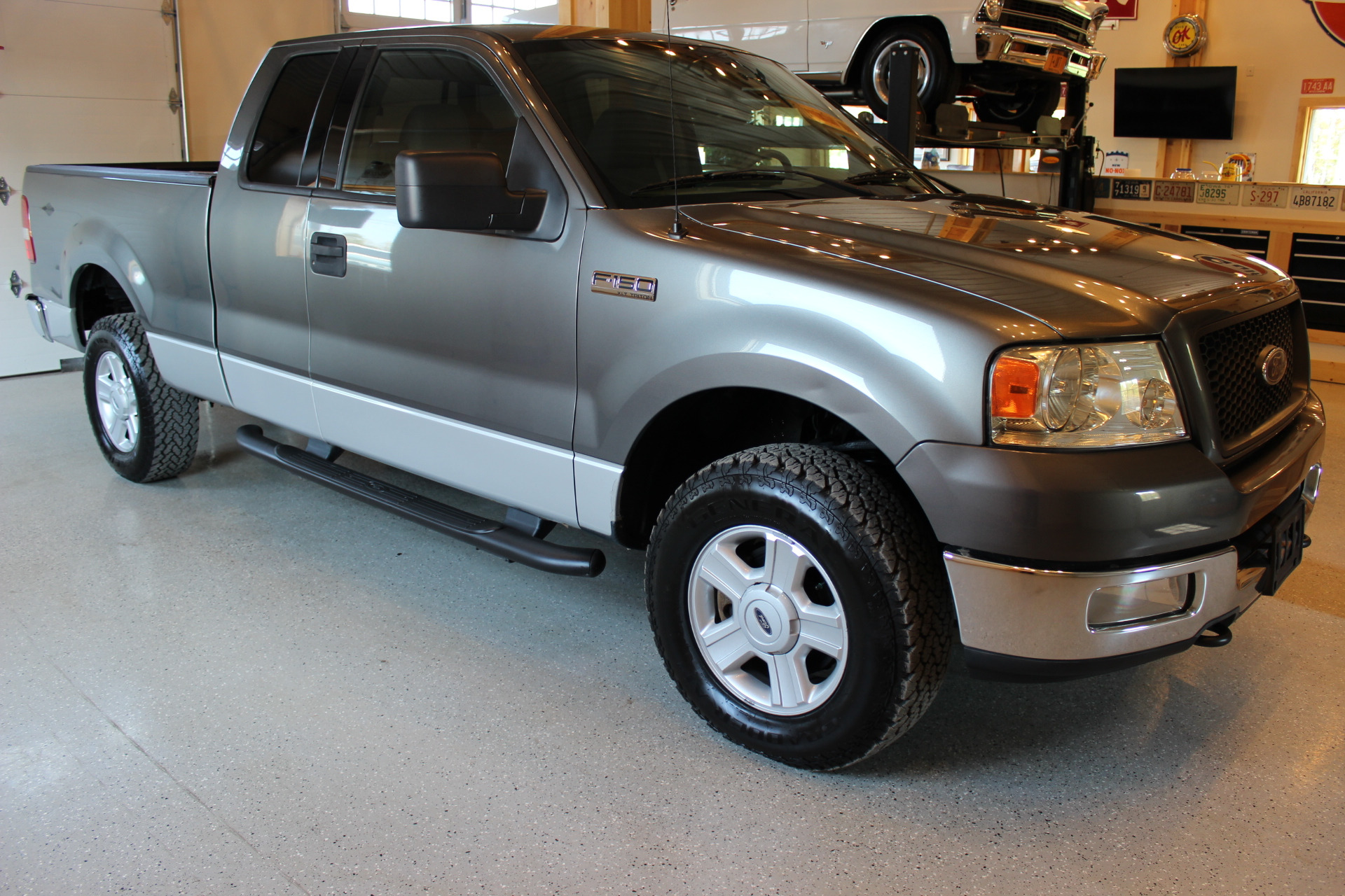 2004 Ford F-150 XLT