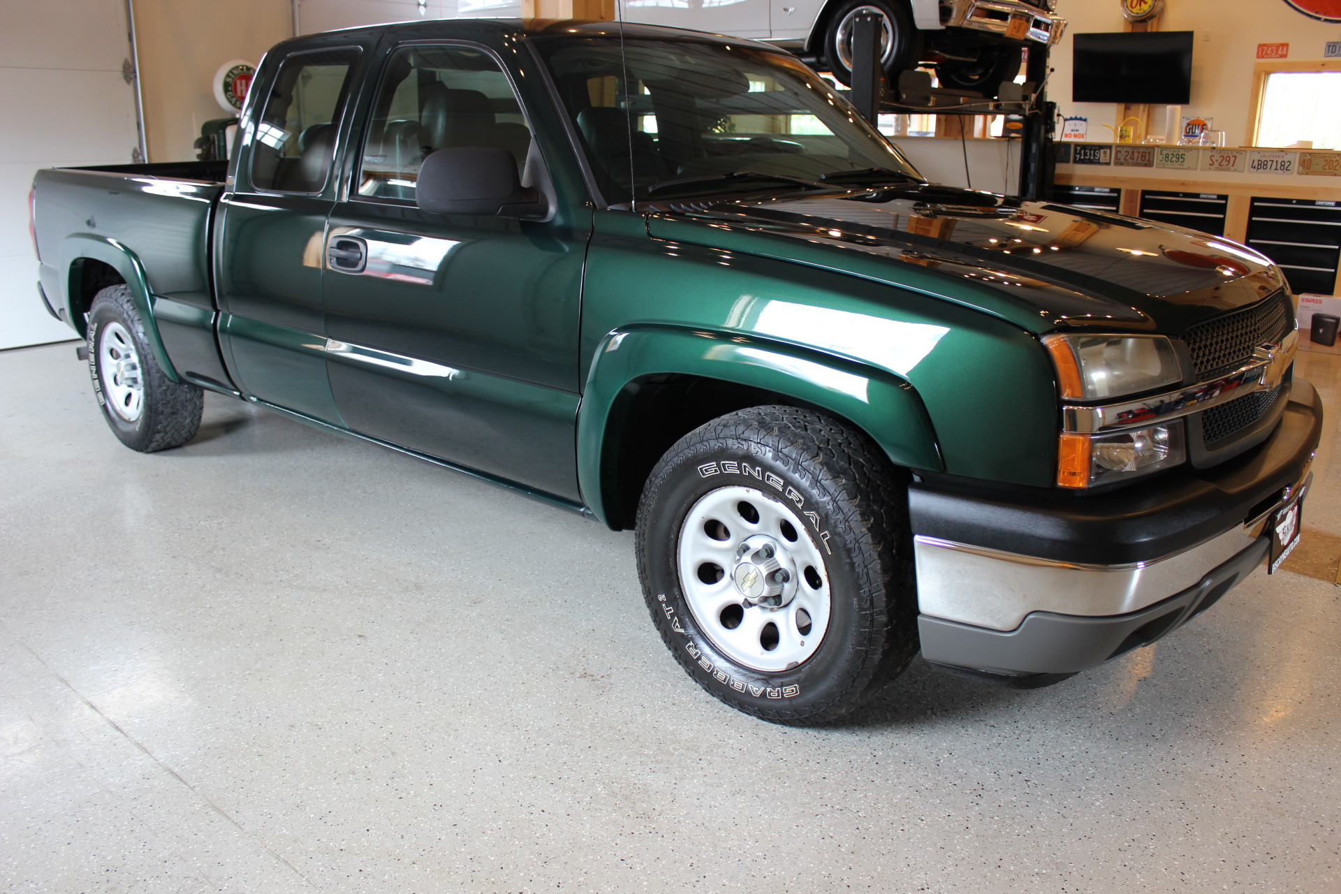 2005 Chevrolet Silverado 1500 Work Truck