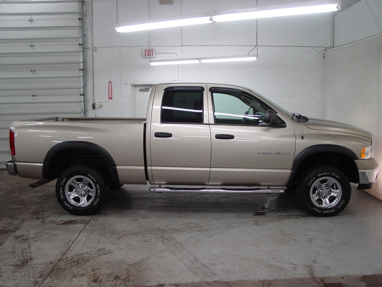 2005 Dodge Ram Pickup 1500 SLT
