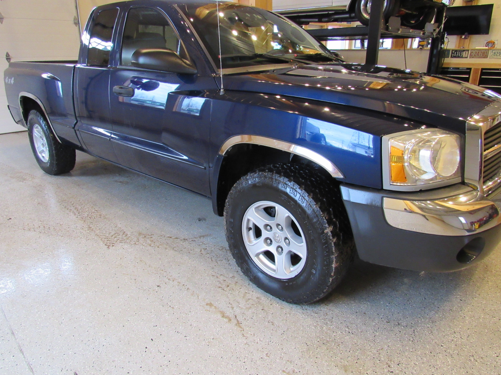 2005 Dodge Dakota SLT