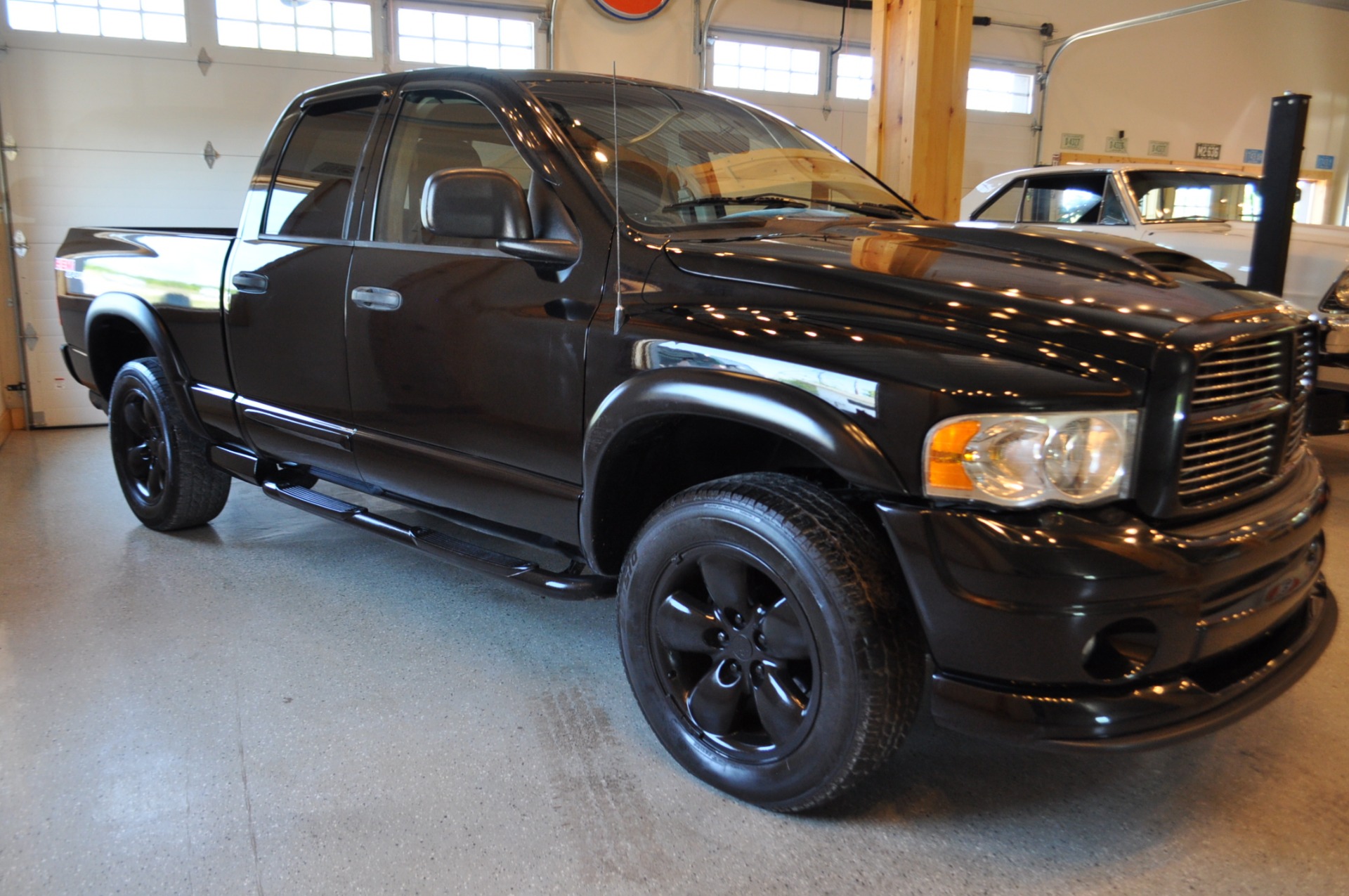 2004 Dodge Ram Pickup 1500 SLT - Biscayne Auto Sales | Pre-owned Dealership  | Ontario, NY