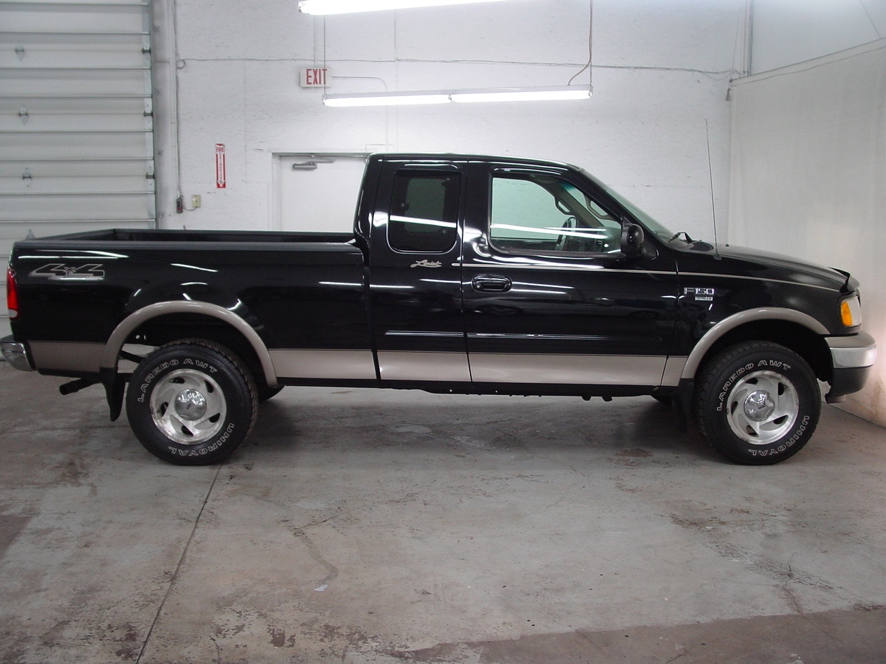01 Ford F 150 Lariat Biscayne Auto Sales Pre Owned Dealership Ontario Ny