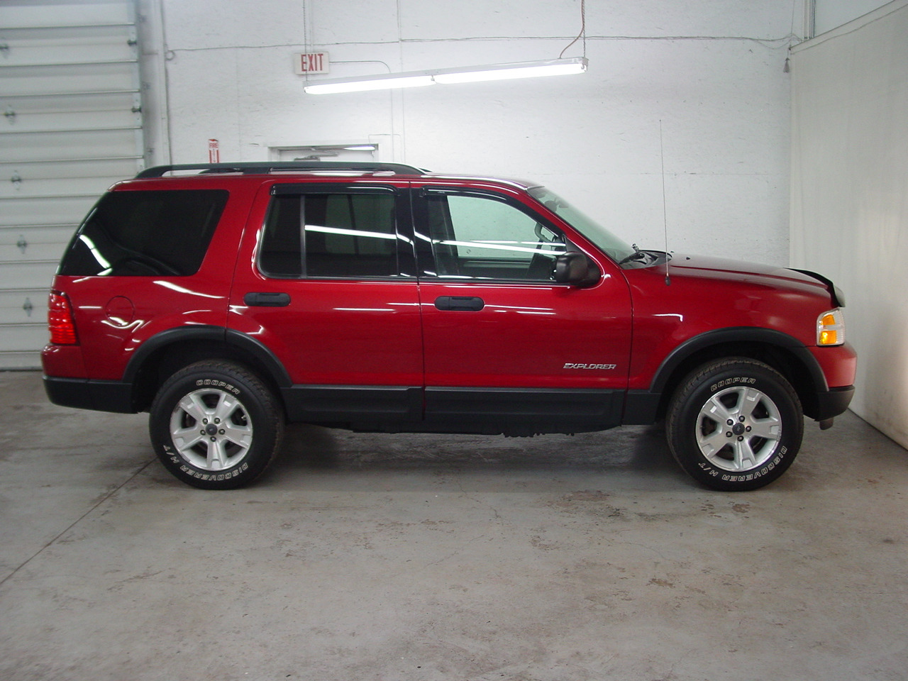 2004 Ford Explorer NBX